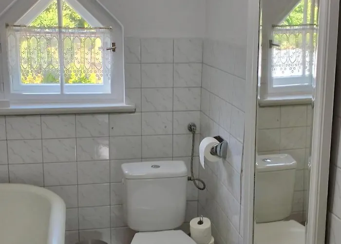 Prawdzicowka Πανσιόν Zachelmie (Jelenia Gora)